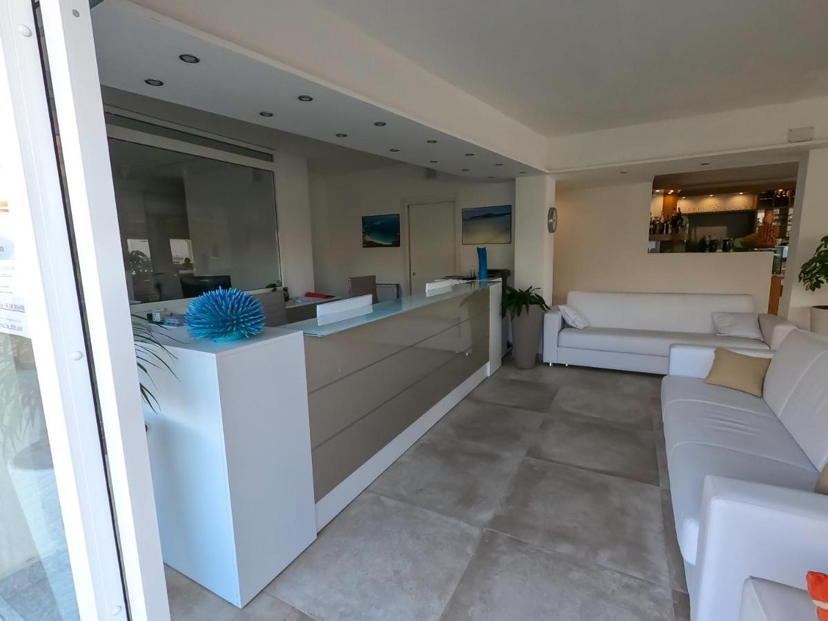 Rena Bianca Suite By La Contessa Santa Teresa Gallura Exterior foto
